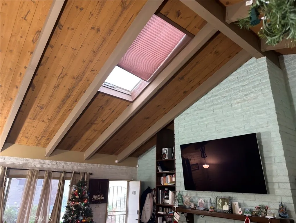 5118 Lakeview Avenue 4, Yorba Linda, California 92886 home-pic-13